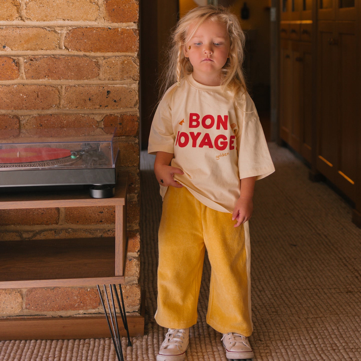 Bon Voyage Mid Sleeve Tee Vanilla Parfait