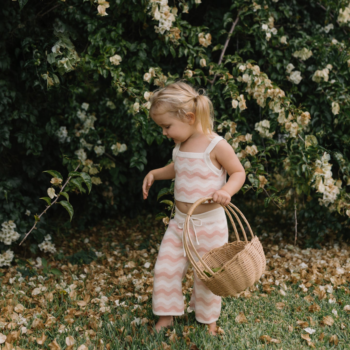 Seashore Knit Set (Crop top and Pants) Strawberry Cream