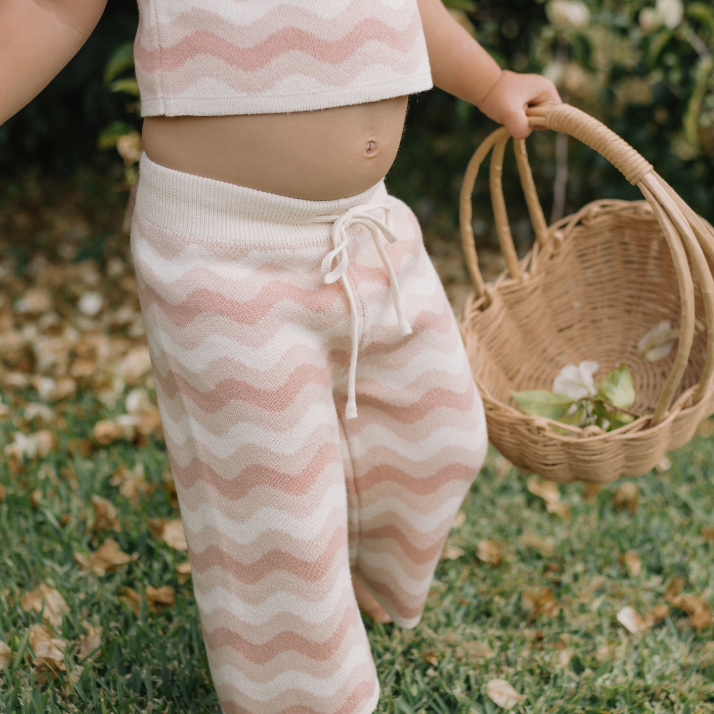 Seashore Knit Set (Crop top and Pants) Strawberry Cream