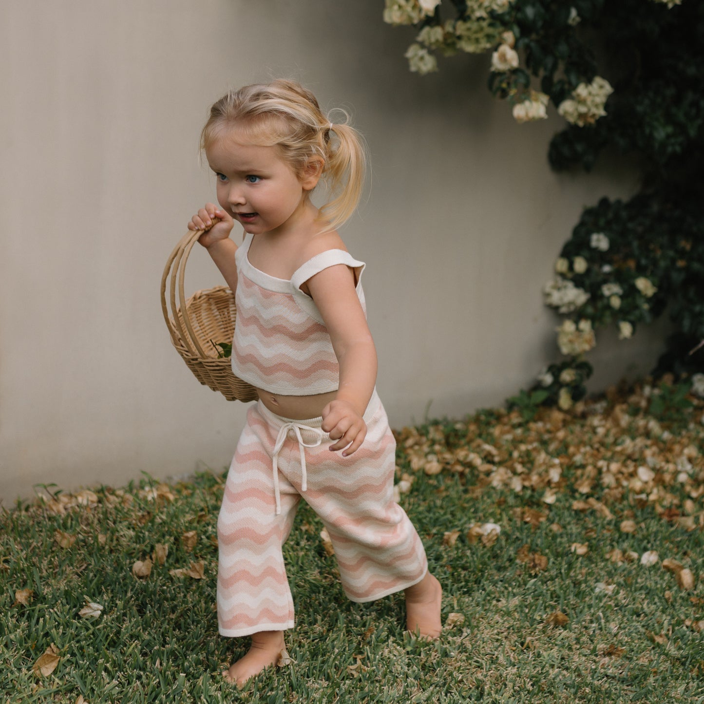 Seashore Knit Set (Crop top and Pants) Strawberry Cream