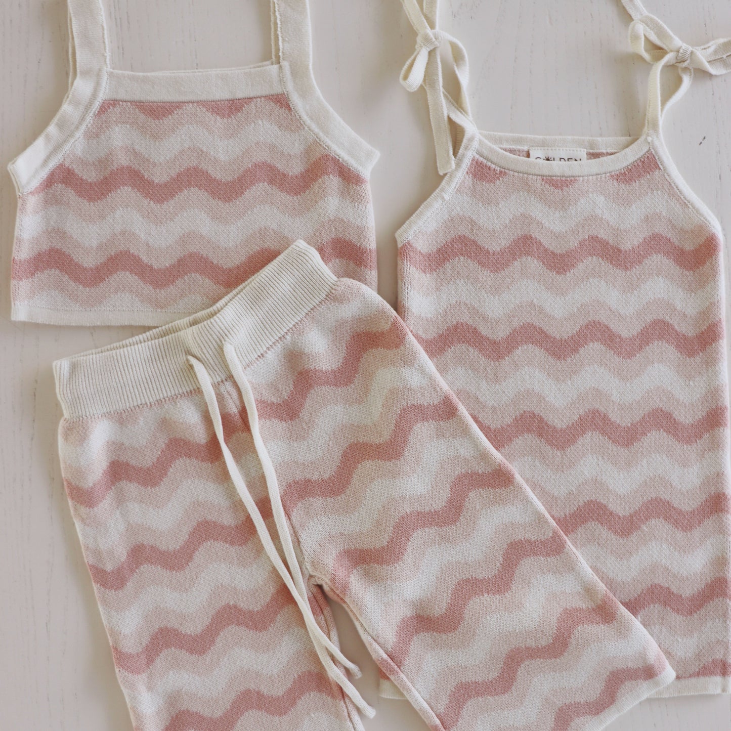 Seashore Knit Set (Crop top and Pants) Strawberry Cream